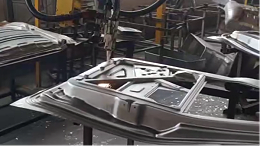 三维激光切割技术助力电动三轮车车门钣金件高效加工