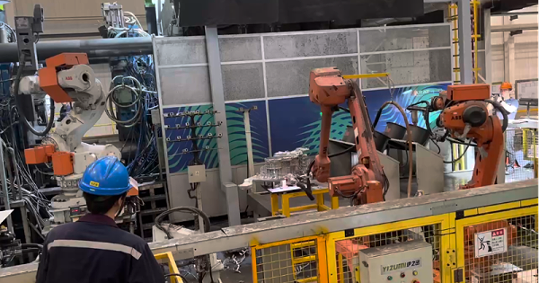 压铸岛自动化去毛刺及废料处理解决方案