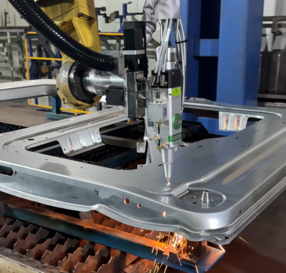 斯塔克机器人三维激光切割机