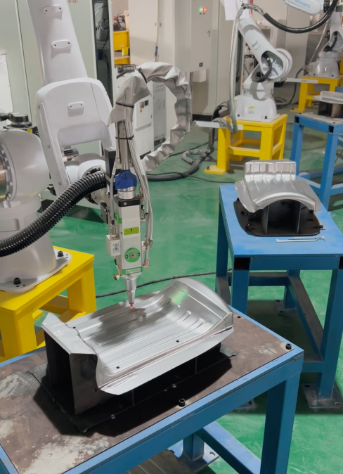 斯塔克机器人：电动车脚踏板切割应用