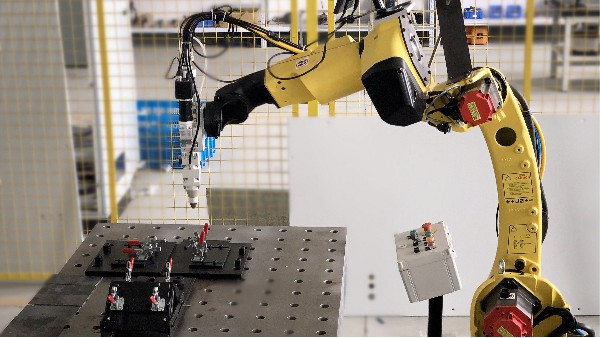 斯塔克激光焊接机器人
